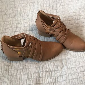 Cityclassified booties